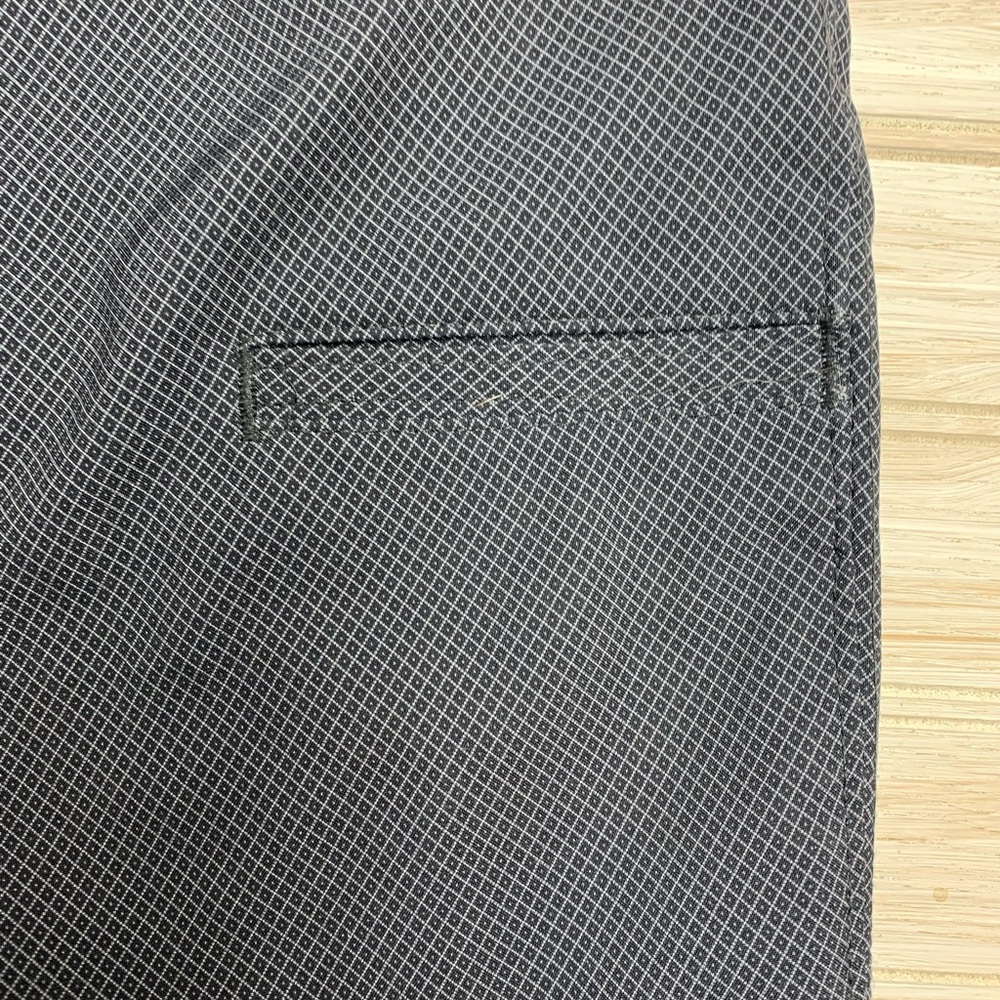Callaway Flat Front Gray Performance Shorts Size 42 - Picture 8 of 8